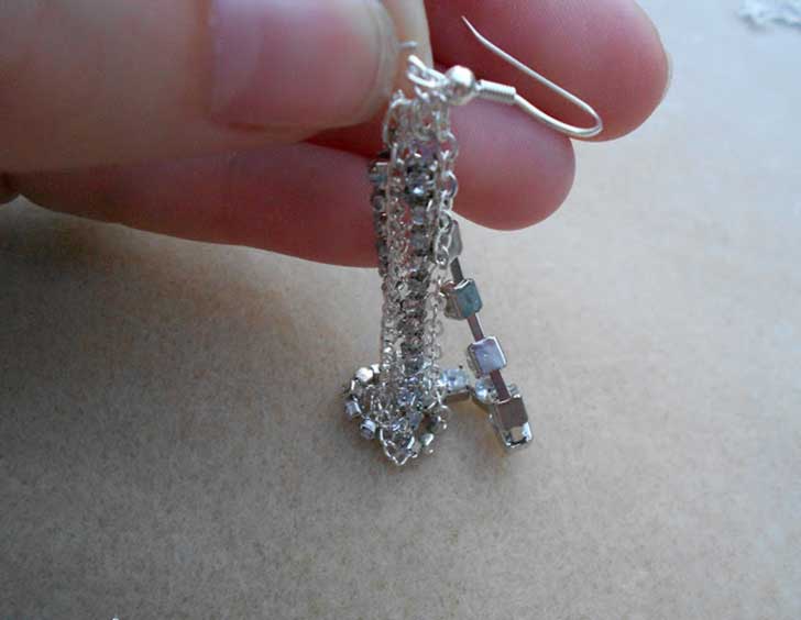 8-add-earring-hook