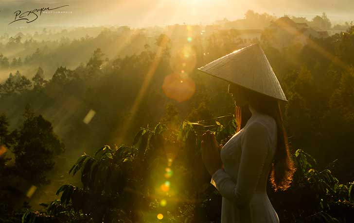 visions-of-vietnam-16-images-by-photographic-artist-nguyen-vu-phuoc-16__880