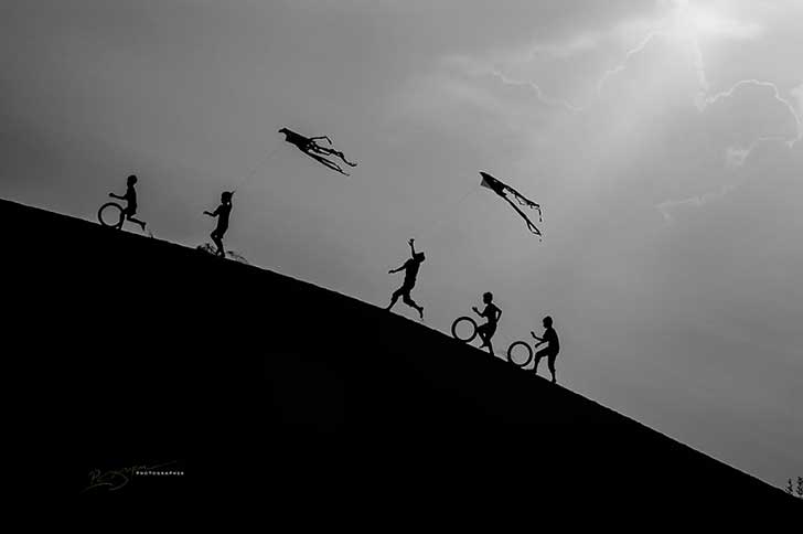 visions-of-vietnam-16-images-by-photographic-artist-nguyen-vu-phuoc-4__880